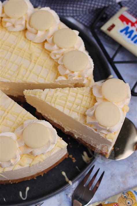 jane patisserie milkybar cheesecake.